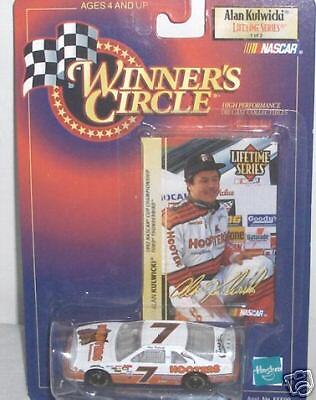 ALAN KULWICKI 1992 HOOTERS WINSTON CUP CHAMPION in 1992  