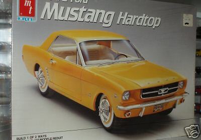 AMT 1964 1/2 FORD MUSTANG PLASTIC MODEL KIT 1/16 RARE  